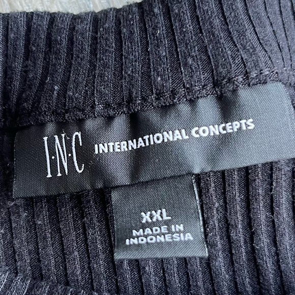 INC International Concepts Size XXL Tank Tops Lot Black White Ribbed Sleeveless - Picture 2 of 8